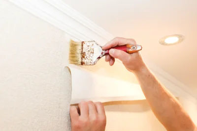 Pose de papier peint à Escalles — revêtements muraux et toiles de verre